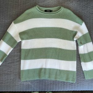 Medium oversized thick stripped sweater